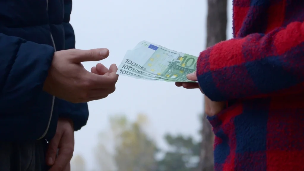 15 Things Poor People Pay For That Rich People Get For Free in 2025