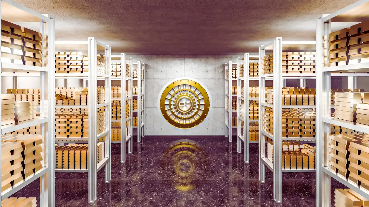 Banking Regulations Now Favor Gold