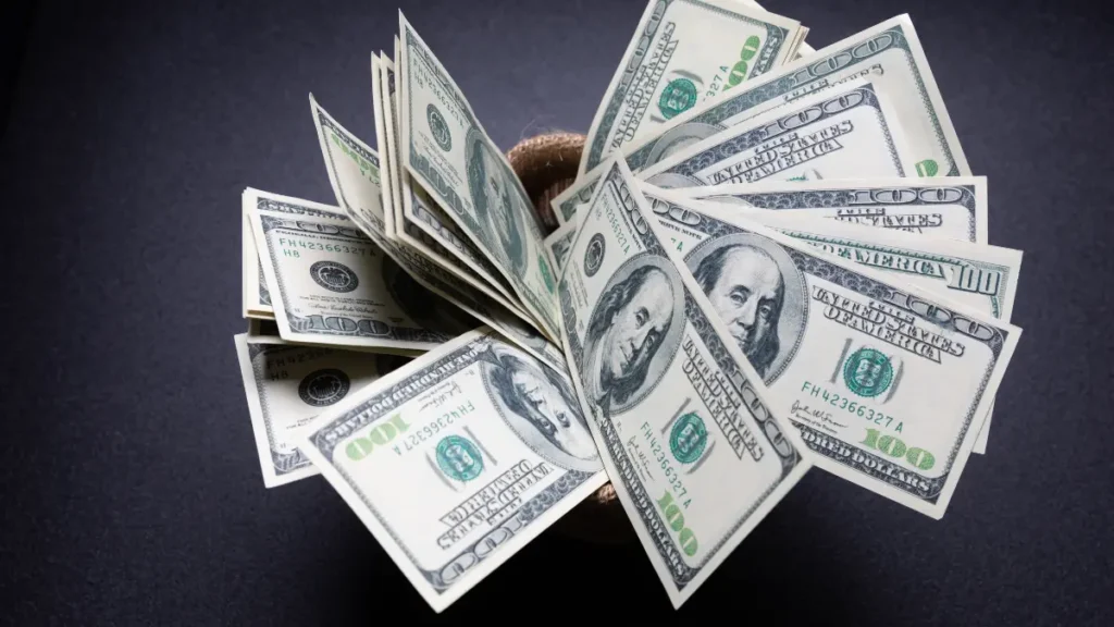 CRE’s Maturity Wall How Rising CMBS Delinquencies Hit Real Streets