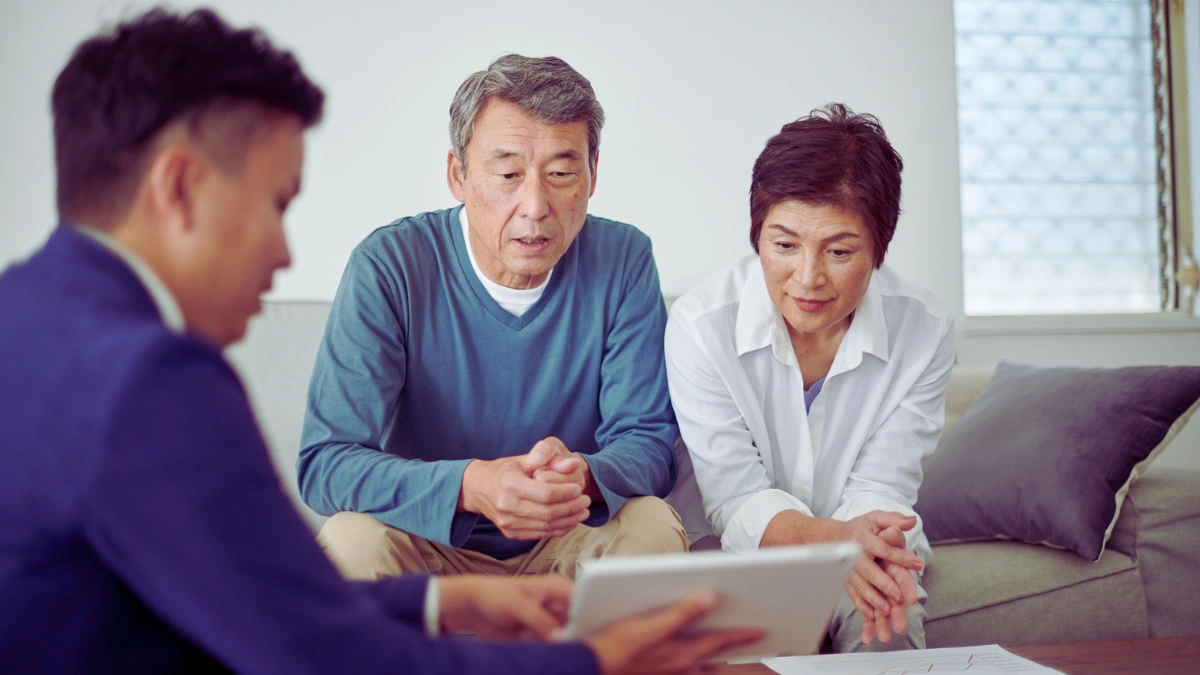 Commission-Based Financial Advisor