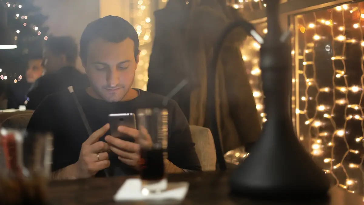 Digital Dark Patterns - Deceptive Designs That Trick You Into Clicking