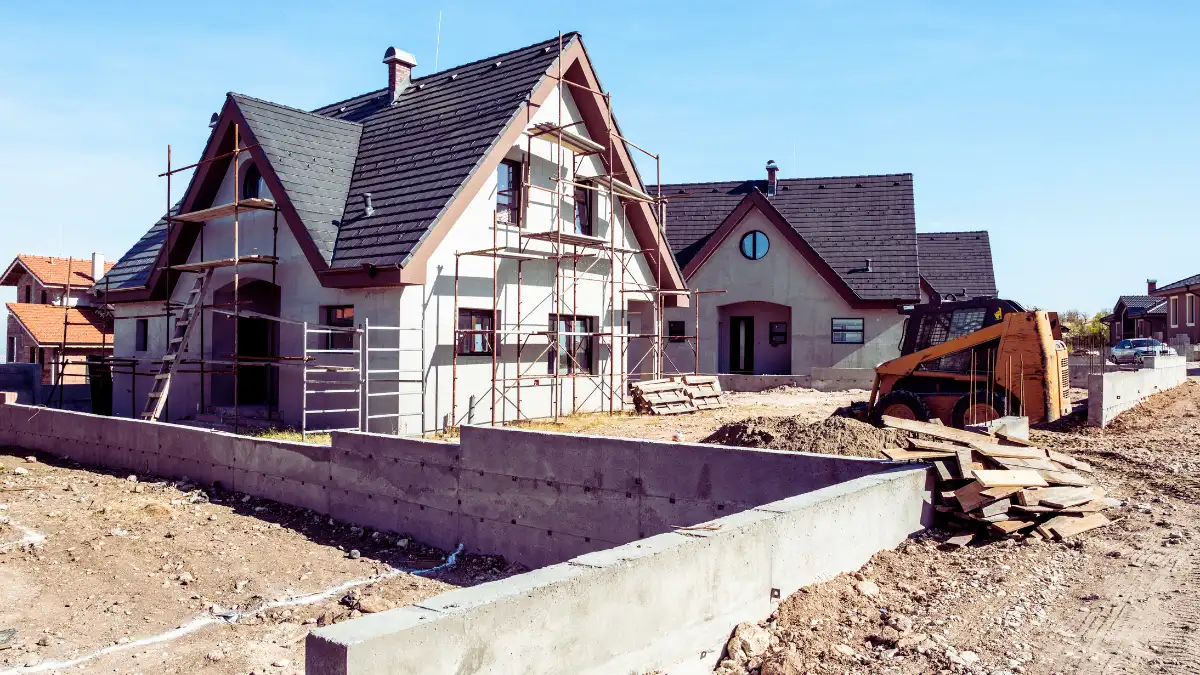 House Hacking to Build Wealth (My Property Strategy)