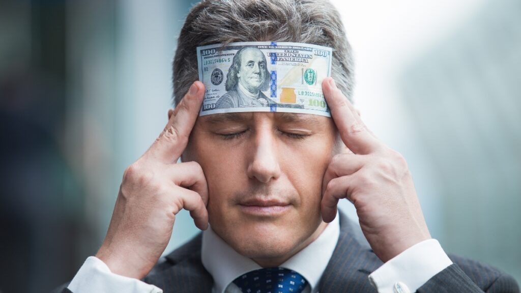 How to Trick Your Brain Into Saving Money Effortlessly