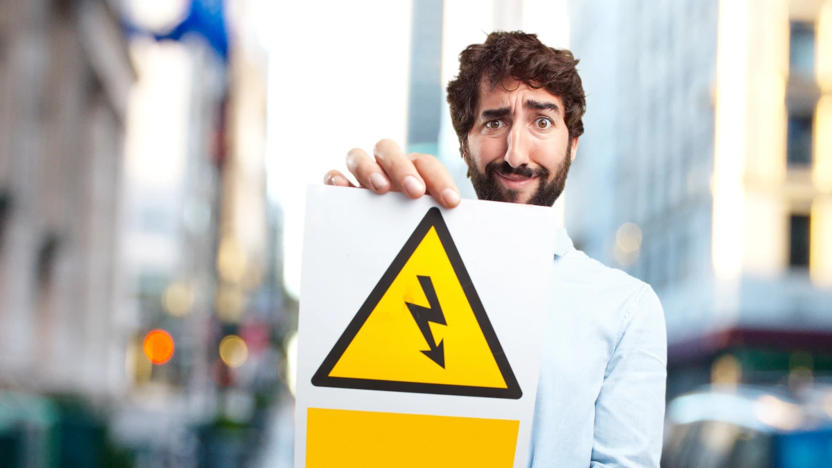 The Data Doesn't Lie: Reading the Warning Signs of a Hard Landing