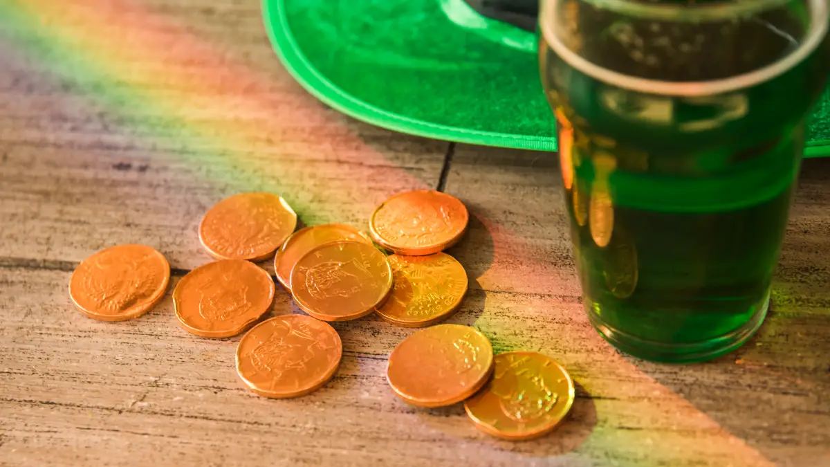 The Macroeconomic Cocktail: A Perfect Storm for Gold and Equities