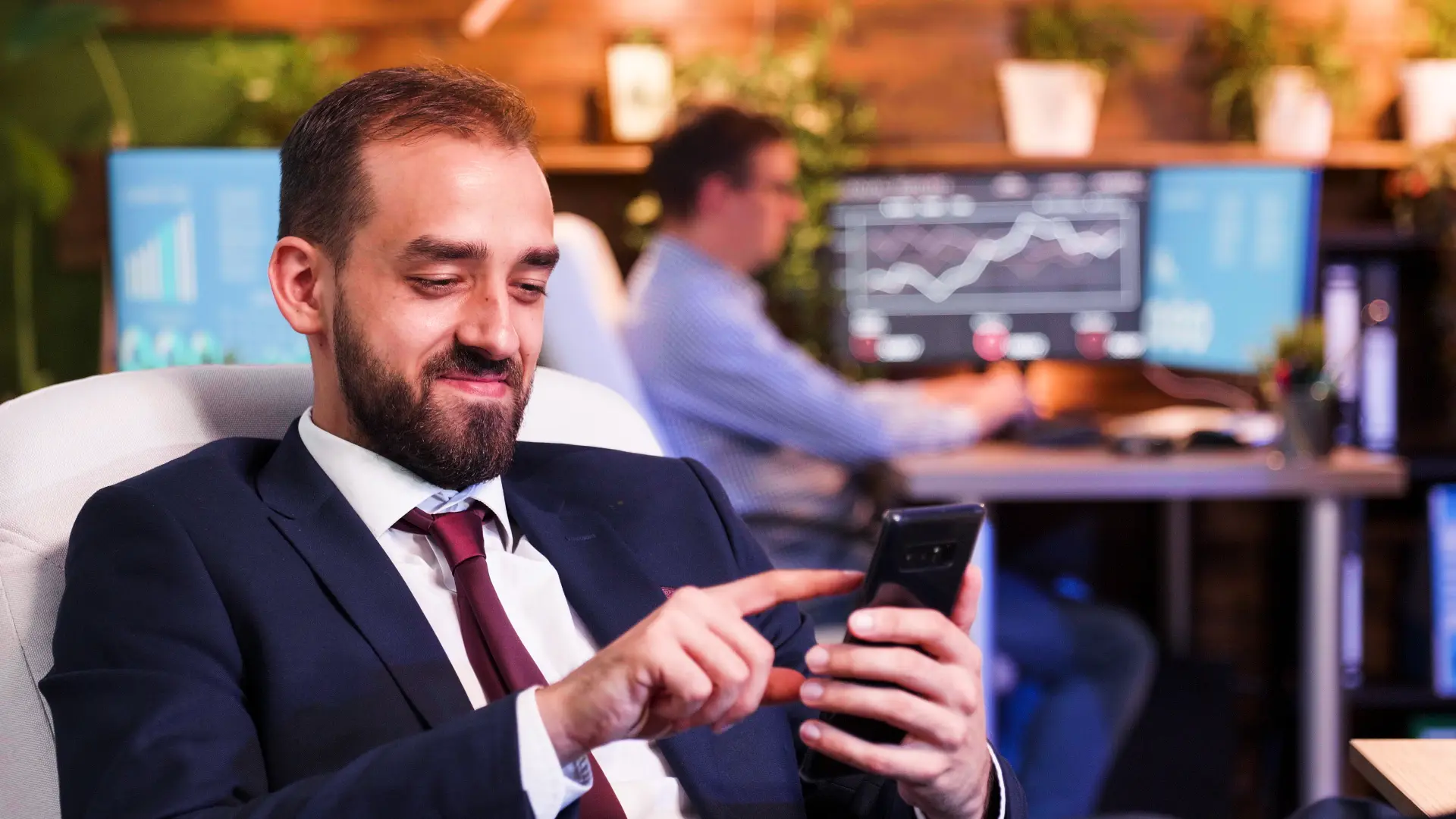 Why My 'Boring' Dividend Portfolio Outperformed My Friend's Crypto Bets (And How You Can Build One Too)