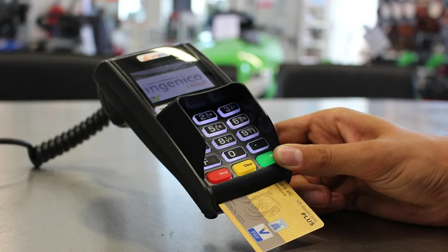 A one-month gap costs more than the premium
