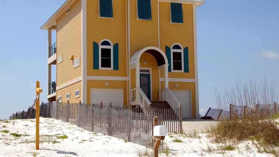 Homeowners Insurance Surges in Prime Retirement Markets
