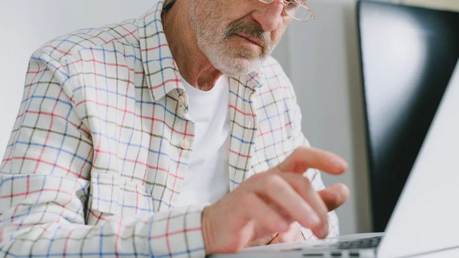 Part-Time Pay Stretches the Smaller Portfolio